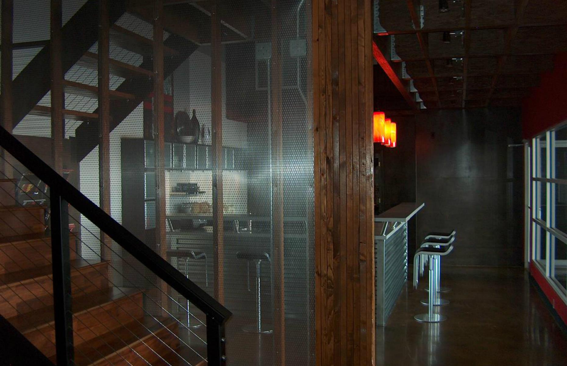 Hangar and control tower home, Texas, USA: You won't believe people live inside these hangar homes